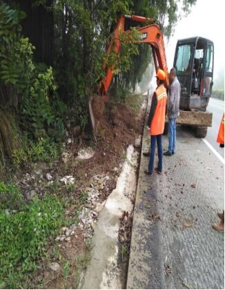 早部署 抓落實 為秋冬季大氣污染防治攻堅打基礎2.jpg 930d829413c34571c630820bc45d205b.jpg